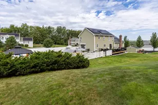 22 Clealand Cir, Rutland, MA 01543 - Photo 5