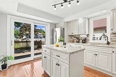 34 Baxter Ave, Quincy, MA 02169 - Photo 3