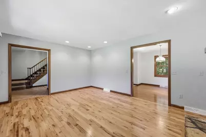 227 Telegraph Ave, Chicopee, MA 01020 - Photo 7