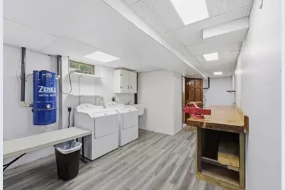 227 Telegraph Ave, Chicopee, MA 01020 - Photo 35