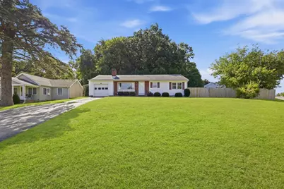 59 Washington Ave, South Hadley, MA 01075 - Photo 1
