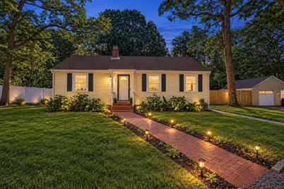 547 Tremont St, Rehoboth, MA 02769 - Photo 1