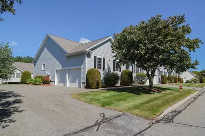 5 Village Ln #5, Methuen, MA 01844 - Photo 5