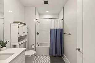 301 Border, Boston, MA 02128 - Photo 11