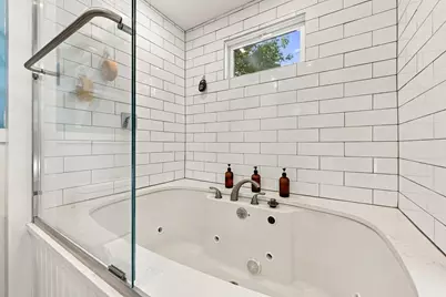 2 Winnipeg Street, Worcester, MA 01607 - Photo 21