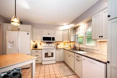 33 Ashley Ln #33, Middleborough, MA 02346 - Photo 9