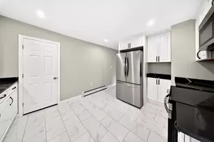 142 May St, North Attleboro, MA 02760 - Photo 5