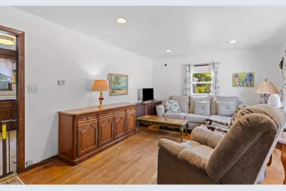 135 Cherry Street, Gloucester, MA 01930 - Photo 3