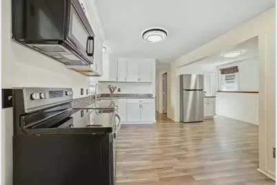 19 Harold St, Worcester, MA 01604 - Photo 9