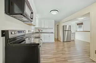 19 Harold St, Worcester, MA 01604 - Photo 9
