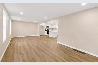 4 Lady Bug Ln, Plymouth, MA 02360 - Photo 7
