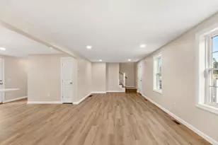 4 Lady Bug Ln, Plymouth, MA 02360 - Photo 5