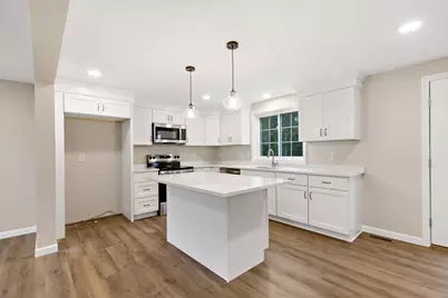 4 Lady Bug Ln, Plymouth, MA 02360 - Photo 11