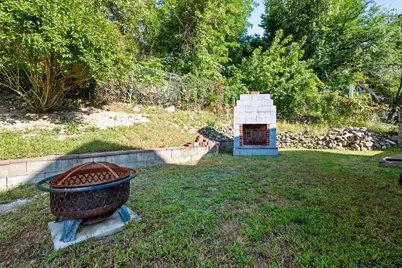 71 Wilson St, Haverhill, MA 01832 - Photo 9