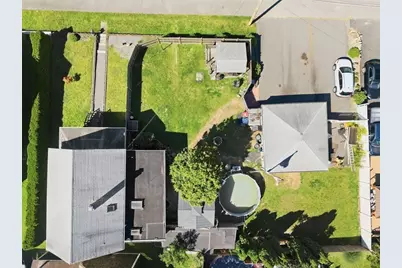 950 Glen St, New Bedford, MA 02745 - Photo 5