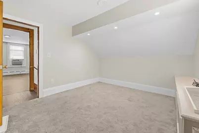 950 Glen St, New Bedford, MA 02745 - Photo 33