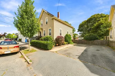326 Cedar St, New Bedford, MA 02740 - Photo 3