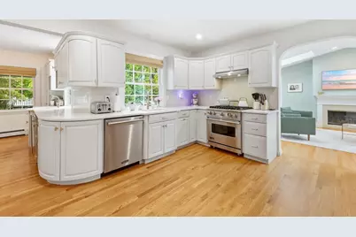 276 Andover St, Andover, MA 01810 - Photo 9