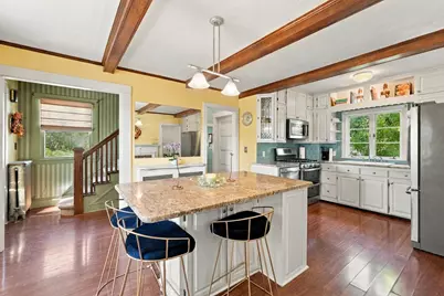 252 Main Street, Fairhaven, MA 02719 - Photo 13