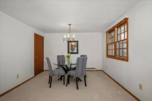 40 Lexington Rd, Millbury, MA 01527 - Photo 11