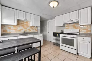 15-17 Eaton, Revere, MA 02151 - Photo 3