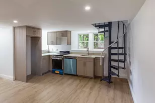 247 Pitman St, Fall River, MA 02723 - Photo 15