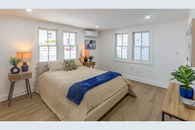 247 Pitman St, Fall River, MA 02723 - Photo 5