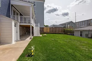 247 Pitman St, Fall River, MA 02723 - Photo 21