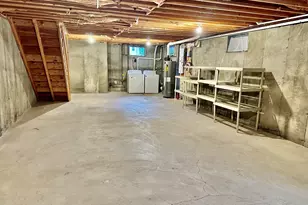 17 Myrtle St, Watertown, MA 02472 - Photo 13