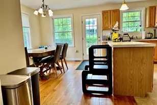 17 Myrtle St, Watertown, MA 02472 - Photo 5