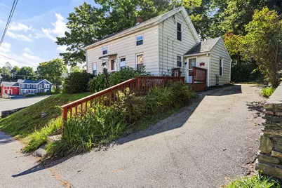 11 Prospect St, Spencer, MA 01562 - Photo 3
