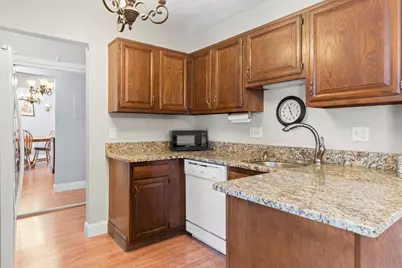 4 Ledgewood Way #21, Peabody, MA 01960 - Photo 5