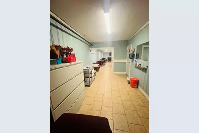 229 Chestnut St, Chelsea, MA 02150 - Photo 9