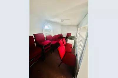 229 Chestnut St, Chelsea, MA 02150 - Photo 5