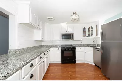95 S Flagg St, Worcester, MA 01602 - Photo 11