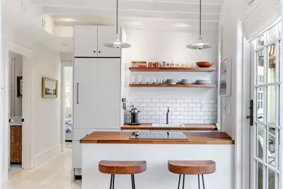 5 West Hill Place #D, Boston, MA 02114 - Photo 7