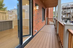 804 E 7th St, Boston, MA 02127 - Photo 3