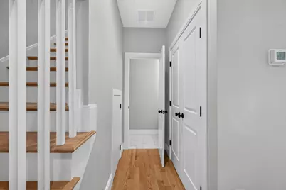 123-125 Centre Street #6, Boston, MA 02124 - Photo 9