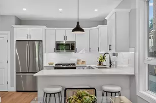 123-125 Centre St, Boston, MA 02124 - Photo 3