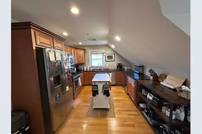 116 Chestnut St #5, Waltham, MA 02453 - Photo 3