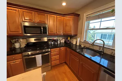 116 Chestnut St #5, Waltham, MA 02453 - Photo 7