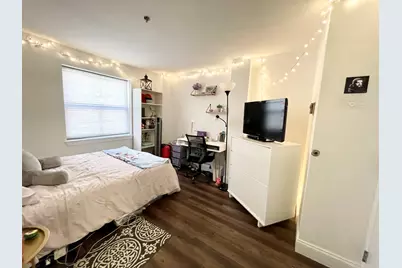1 Pine St #B, Boston, MA 02111 - Photo 11