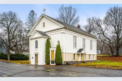 10 Overlook St, Grafton, MA 01536 - Photo 1