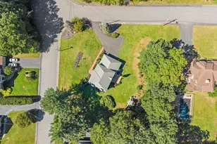 101 Diniz Dr, Raynham, MA 02767 - Photo 41