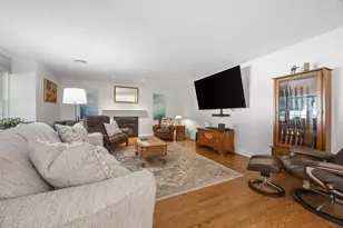 101 Diniz Dr, Raynham, MA 02767 - Photo 17