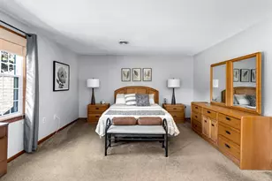 22 Hawthorne Village, Franklin, MA 02038 - Photo 33