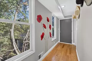 42 Epping St, Lowell, MA 01852 - Photo 19