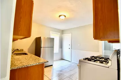 42 Colonial Ave #2, Boston, MA 02124 - Photo 5