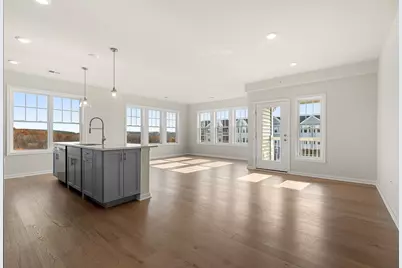 8 Peters Farm Way #206, Westborough, MA 01581 - Photo 1