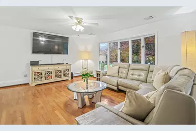 49 Meadowview Rd, North Andover, MA 01845 - Photo 7